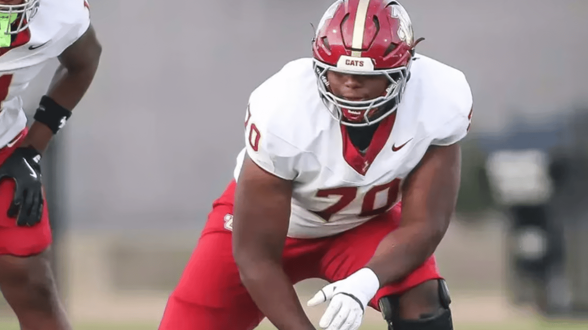 LSU made a strong impression on coveted JUCO offensive tackle Mansur Ali during his visit to Baton Rouge as the Tigers push for his commit. (Photo: Rivals)